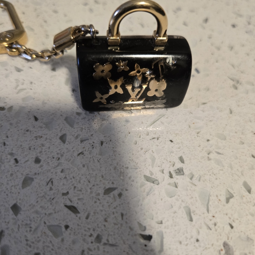 Louis Vuitton BLACK SPEEDY KEY CHAIN BAG CHARM With COA - Picture 4 of 10